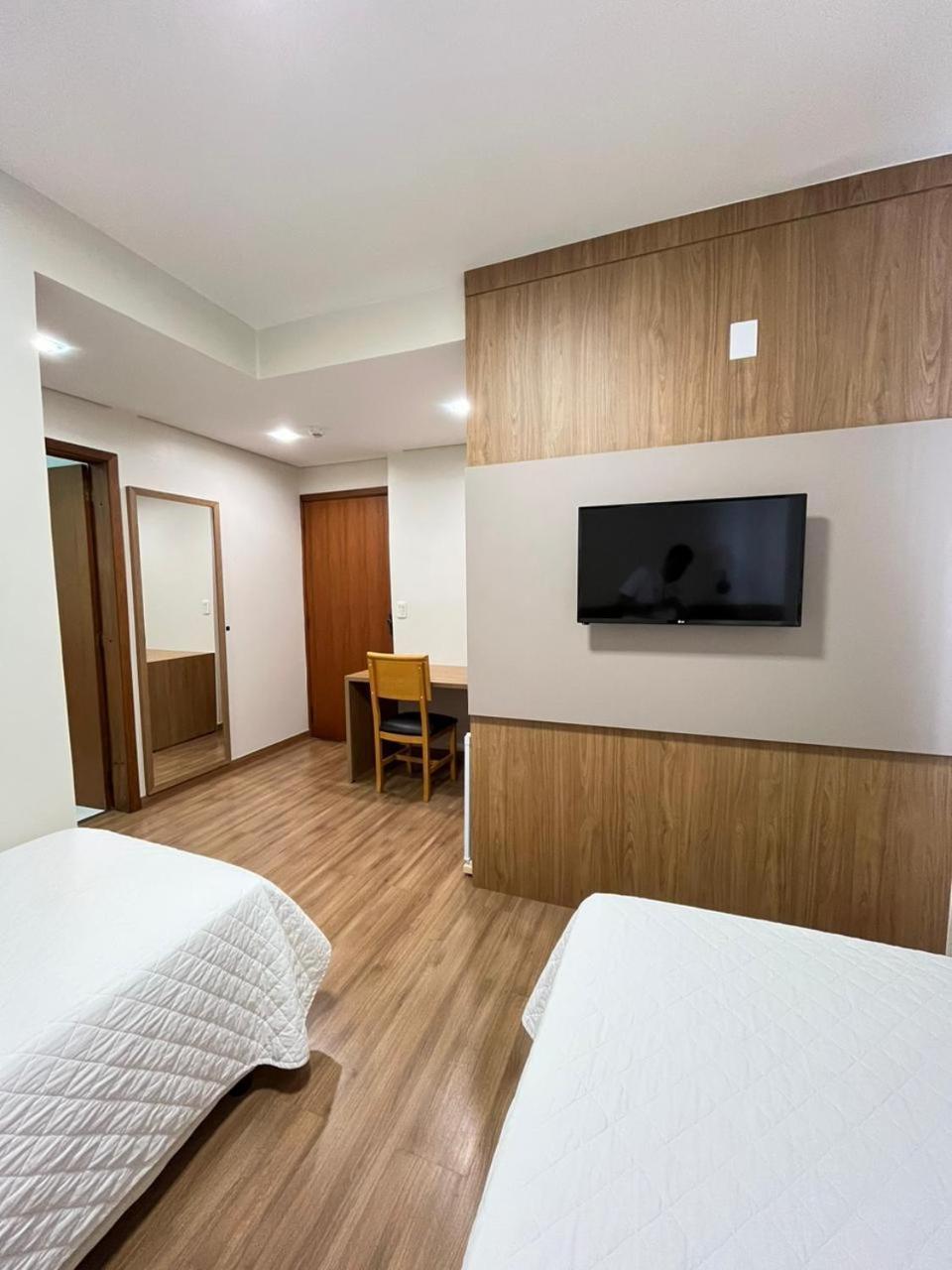 Regente Hotel Pato Branco Esterno foto